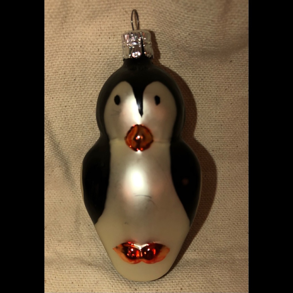 Vintage Czechoslovakia Mercury Glass Penguin Christmas Ornament Approx 4”